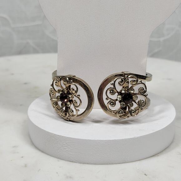 Vintage Garnet Rhinestones Cuff Bracelet Silver Tone Spring Hinged Closure - Picture 8 of 15